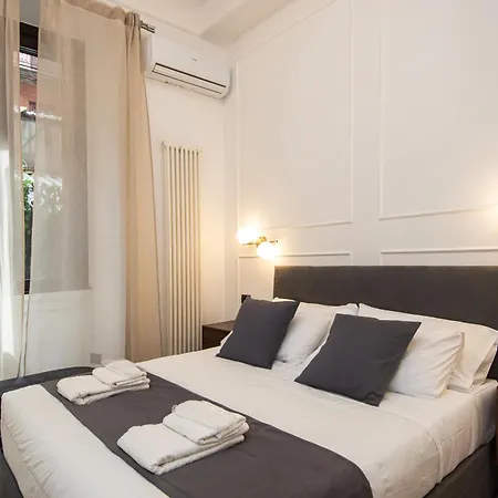 Casa Enea - Luxury House - Porta Romana - Duomo M3 * Milánó