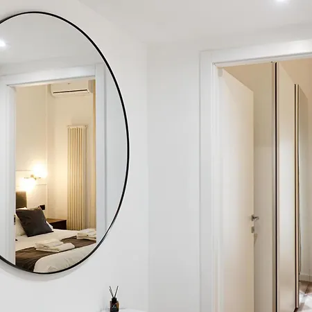 Casa Enea - Luxury House - Porta Romana - Duomo M3 Appartamento Milano
